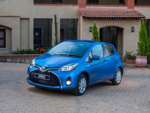 Toyota Yaris Hybrid 2014 года (ZA)